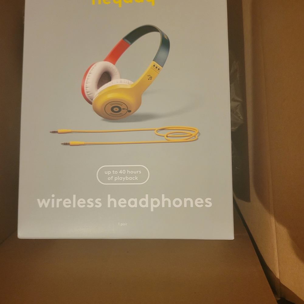 heyday Yellow and Gray Wireless Headphones
